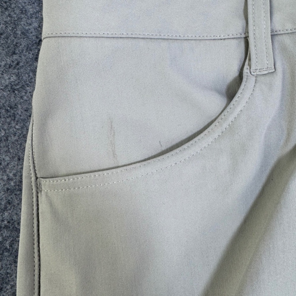 Vuori Mens Meta Pants Sand Khaki Technical Stretch 5-Pocket Chino 35x28.5 Flaw - Picture 3 of 9